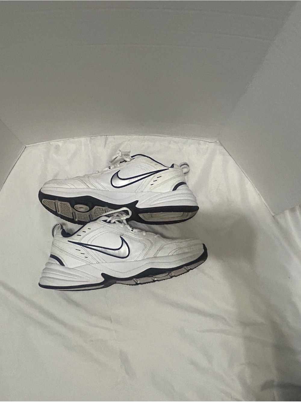 Nike Monarch Men's White Navy Low-Top Sneakers Size‎ 13 Walking Shoes